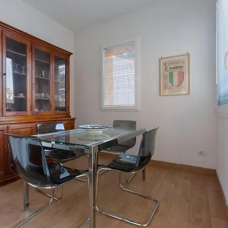 Guesthost - Saragozza District *